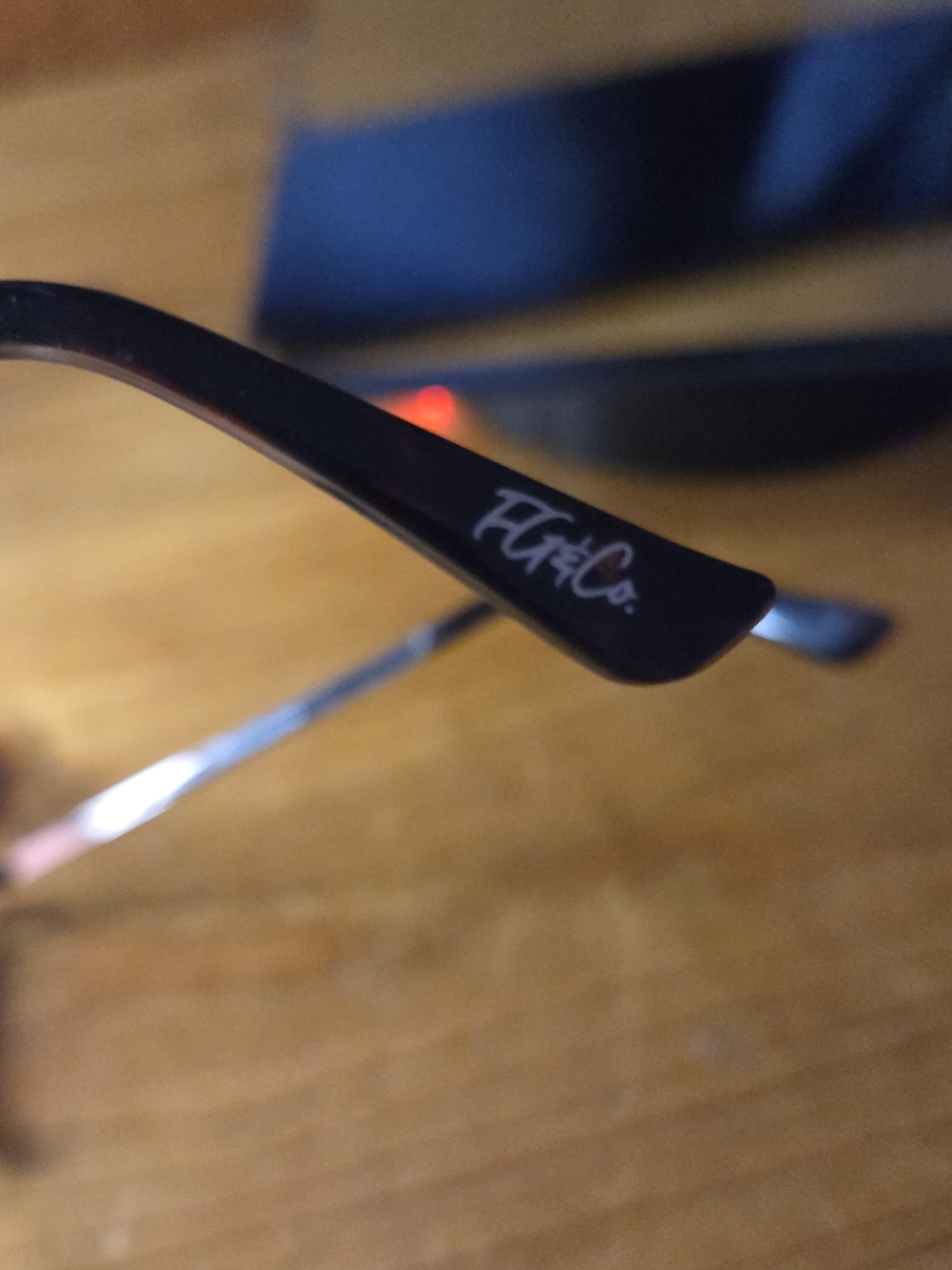Foster Grant Aviators | Classic Cool No Effort Required - Picture 3 of 9